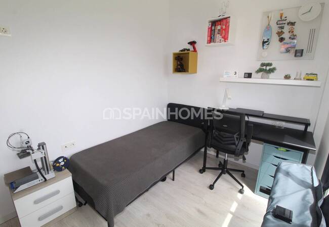 Stylish Detached House with Pool in La Zenia Alicante 22
