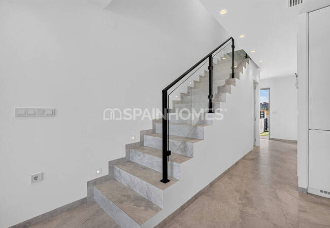 Newly-built Villas with Gym and Private Pools in Torrevieja 41