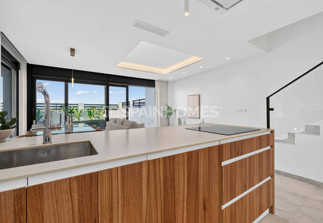 Newly-built Villas with Gym and Private Pools in Torrevieja 38