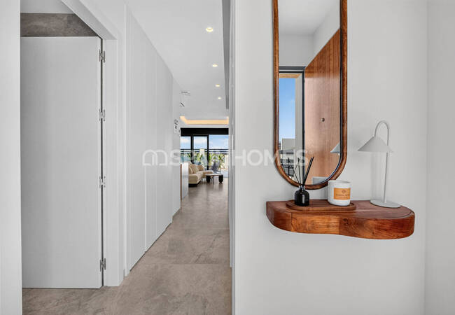Newly-built Villas with Gym and Private Pools in Torrevieja 51
