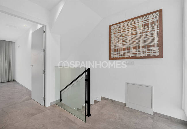 Newly-built Villas with Gym and Private Pools in Torrevieja 43