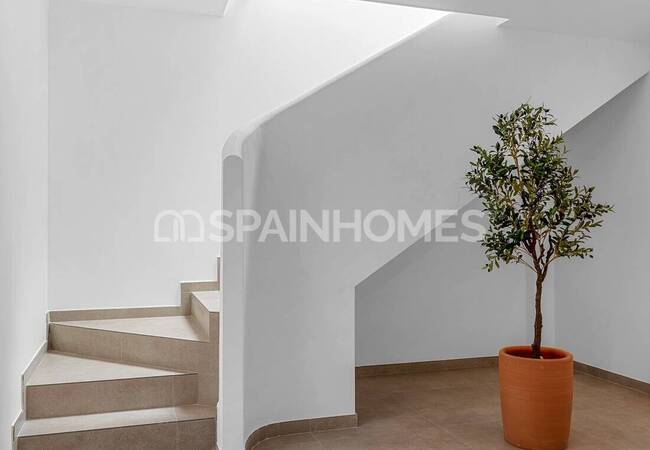 Modern 3-bedroom Houses with Private Pool in Algorfa 30