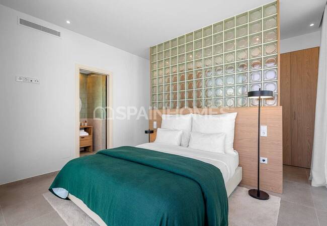 Modern 3-bedroom Houses with Private Pool in Algorfa 36