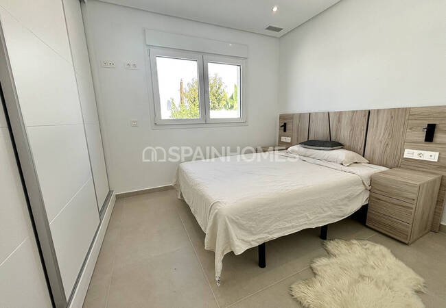 3-bedroom Villas with Pool in Alicante Benijofar 14