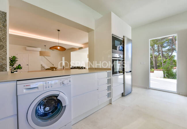 3-bedroom House with Pool in Altea Alicante 33