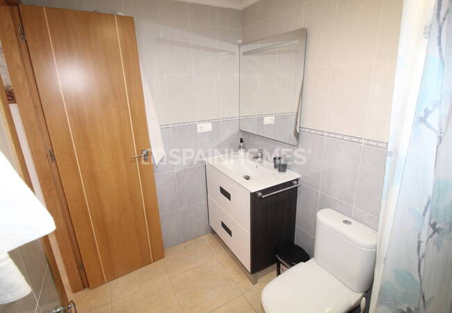 3-bedroom Flat with Pool Access in Santa Pola Alicante 29