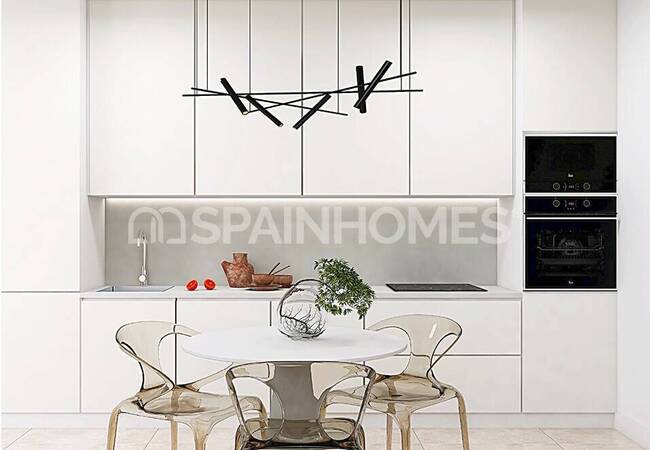 1, 2, and 3-bed Flats in a Complex Near the Beach in Torrevieja 10