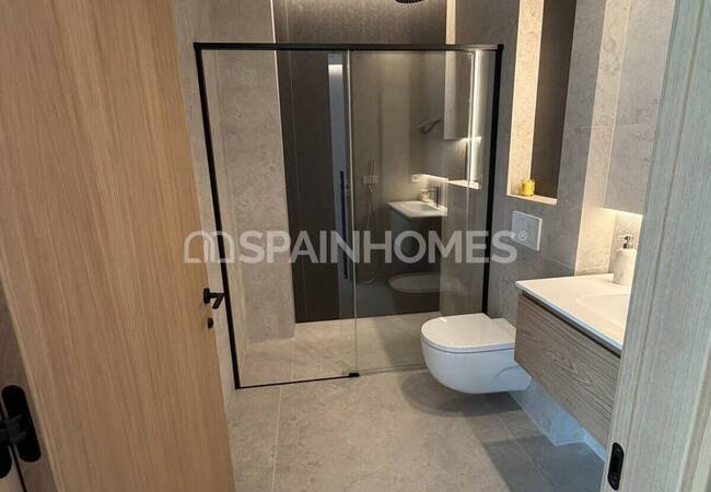 Alicante Altea'da Özel Havuzlu Şık Tasarımlı Müstakil Villa 32