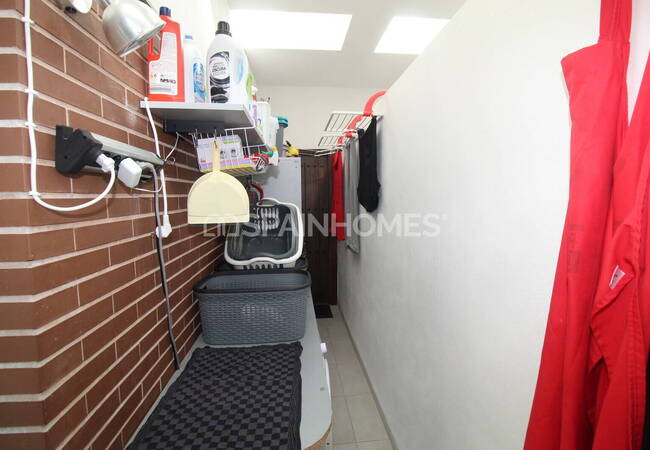 Apartamento De 3 Dormitorios Con Piscina Comunitaria En Orihuela 31