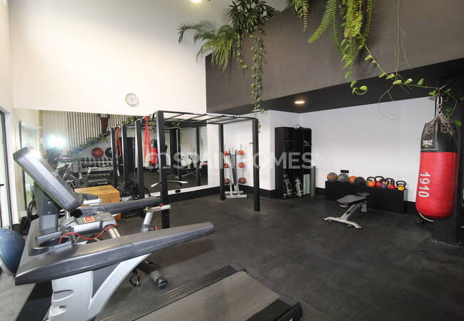 Люкс-квартира с общим бассейном и видом на море в Ориуэле 27