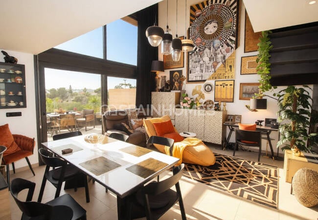 Люкс-квартира с общим бассейном и видом на море в Ориуэле 12