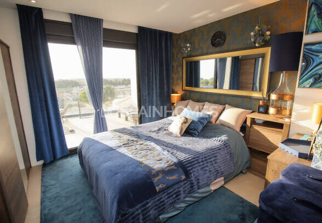 Люкс-квартира с общим бассейном и видом на море в Ориуэле 21