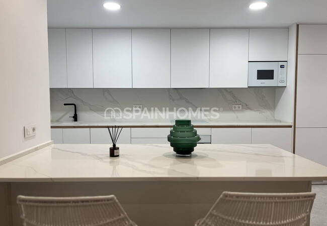 Стильные квартиры с общим бассейном и садом в Торревьехе 12