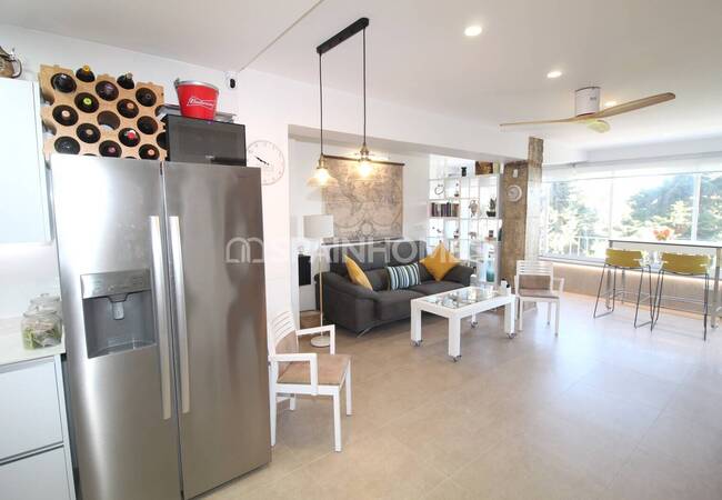 Punta Prima, Alicante’de Plaja Yakın Deniz Manzaralı Daire 8