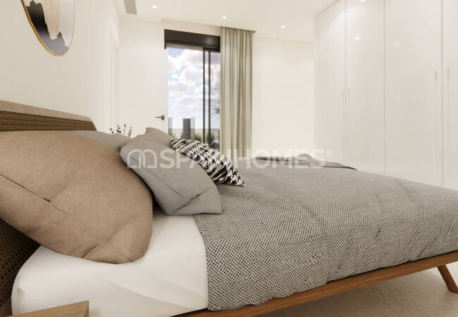 Alicante Dolores'te Olanaklara Yakın Sitede Havuzlu Villalar 18