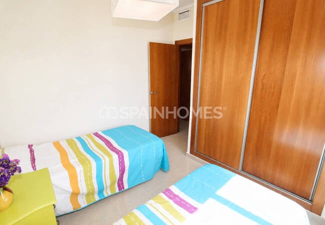 Semi-detached Villa with Extensive Facilities in Rojales Alicante 25