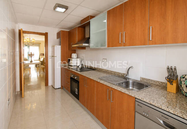 3-bedroom Townhouse with Communal Pool in Rojales 12