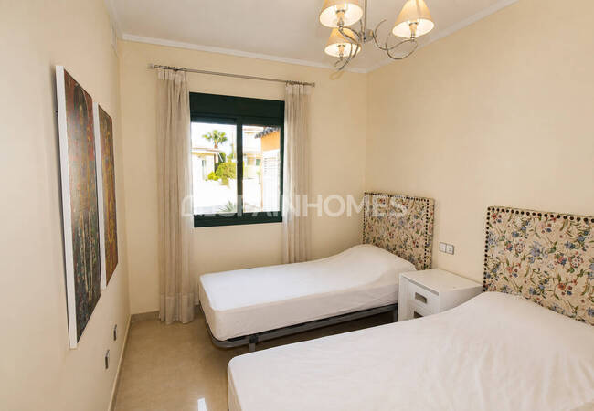 3-bedroom Townhouse with Communal Pool in Rojales 15