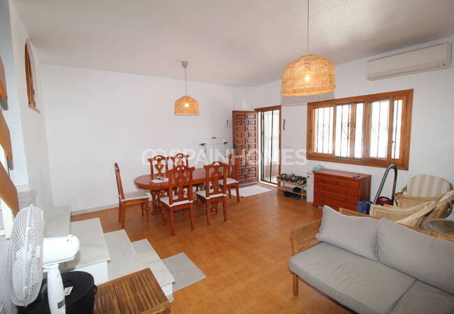 Spacious Sea-view Townhouse for Sale in Torrevieja Alicante 10