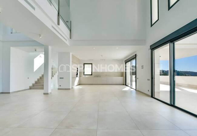 Detached 8-bedroom Villa with Pool in Finestrat Alicante 26