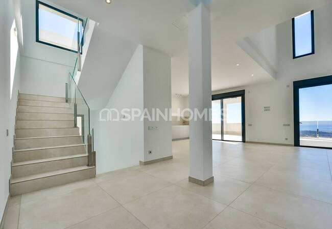 Detached 8-bedroom Villa with Pool in Finestrat Alicante 48