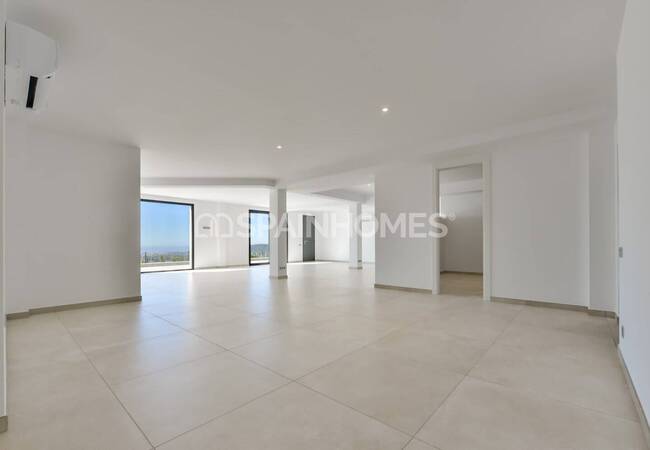 Detached 8-bedroom Villa with Pool in Finestrat Alicante 21
