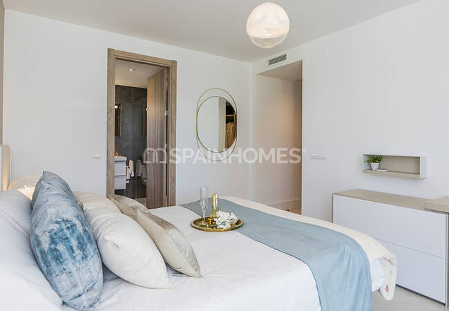 Cádiz Apartments with Effective Thermal and Acoustic Insulation