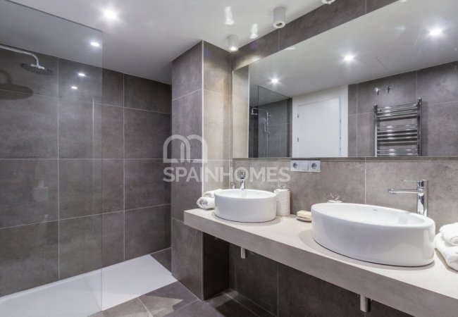 South-facing Apartments and Penthouses in Manilva 18