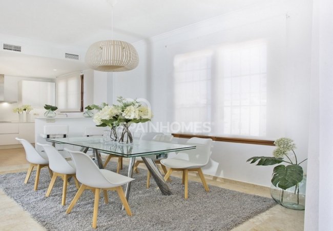 Golf and Sea Views 3 Bedrooms Villas in Estepona Malaga 10