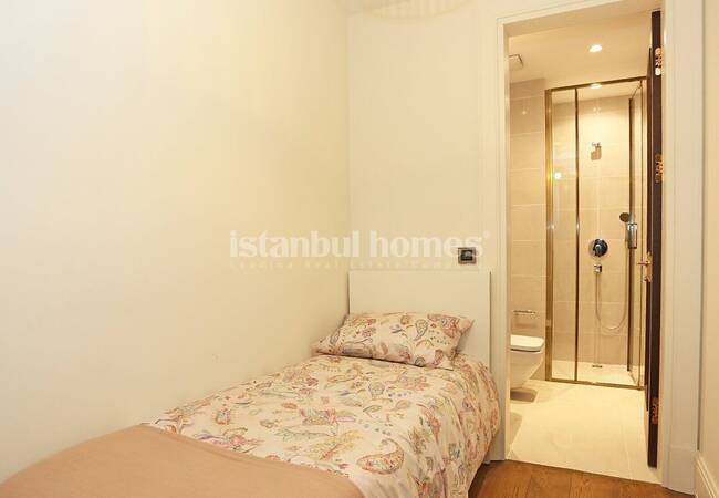 Zeytinburnu'nda Özel Marina ve Deniz Manzaralı Daireler 28