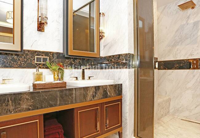 Zeytinburnu'nda Özel Marina ve Deniz Manzaralı Daireler 33
