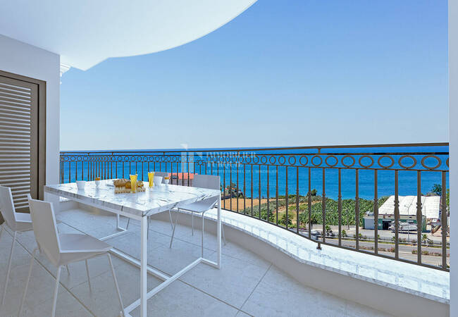 Appartements Dans Résidence Près De La Mer À Alanya