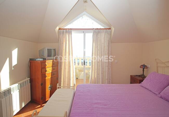 Benalmadena'da Avantajlı ve Yüksek Konumda Müstakil Villa 28