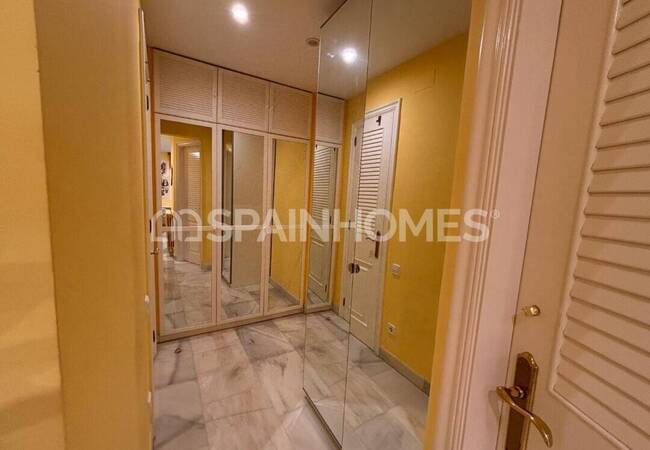Villa with Pool Near the Sea in Barcelona Alella 13