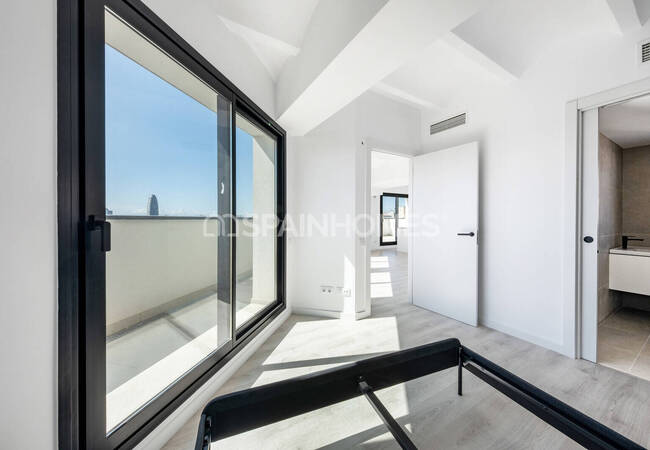 Properties in a Complex with Swimming Pool in Barcelona Andreu 14