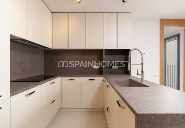 Luxury Flats Near Turo Parc and Barcelona Center 7