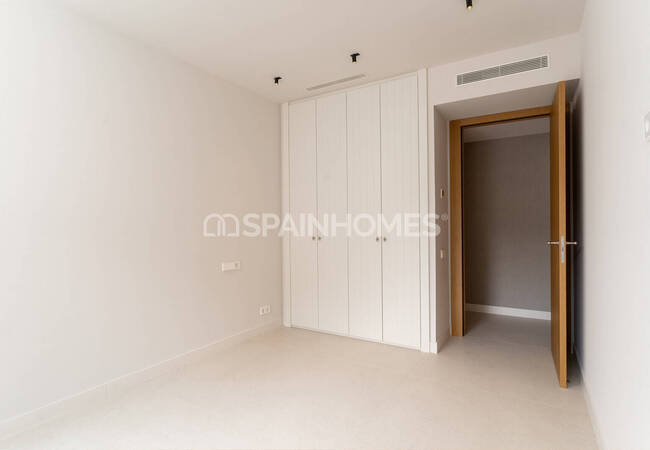 Luxury Flats Near Turo Parc and Barcelona Center 14