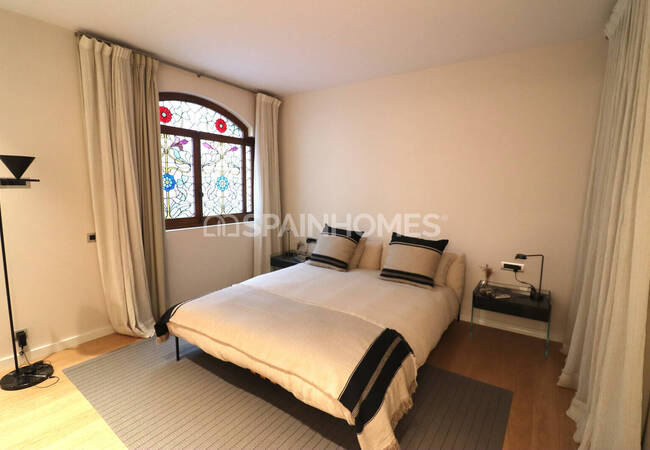 Apartments in a Renovated Building Near the Sea in Barcelona 15
