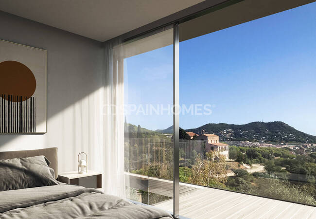 Elegant Detached House with Pool and Garden in Barcelona 8