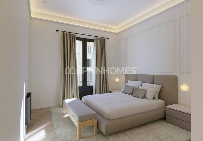 Renovated Flat in a Prime Location in Eixample Barcelona 14