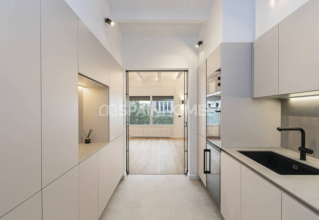 Piso Moderno Cerca De La Avenida Diagonal En Les Corts 6