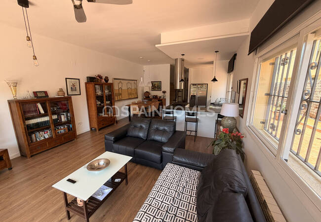 Barselona Sitges'te Havuzlu Sitede Deniz Manzaralı Villa 15