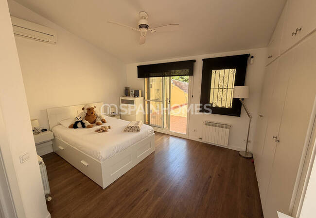 Barselona Sitges'te Havuzlu Sitede Deniz Manzaralı Villa 22