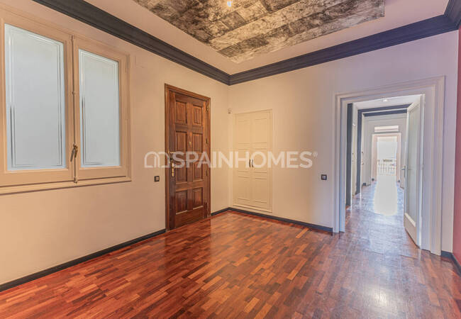 Appartement Op Een Tussenverdieping Vlakbij Het Strand In Barcelona 5