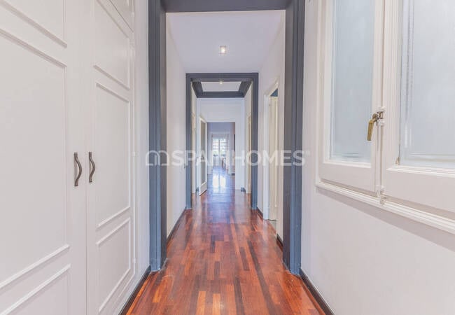 Appartement Op Een Tussenverdieping Vlakbij Het Strand In Barcelona 8