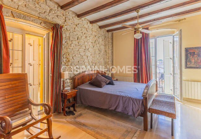 Teià Barcelona’da Özel Havuzlu ve Kapalı Otoparklı Şık Villa 19