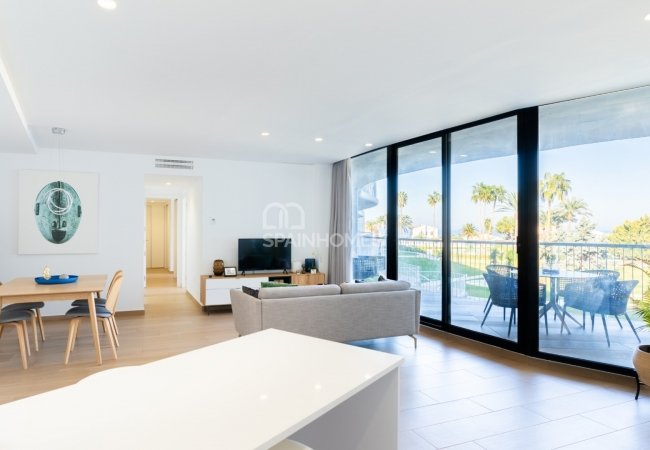 Luxury Beachfront Apartments with Panoramic Sea Views in Denia