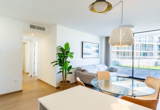Luxury Beachfront Apartments with Panoramic Sea Views in Denia