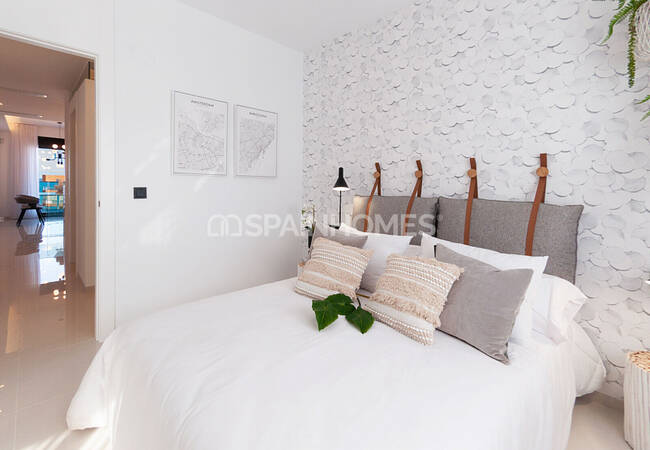 Sea View Apartments with Pool in Gated Complex in Guardamar Del Segura