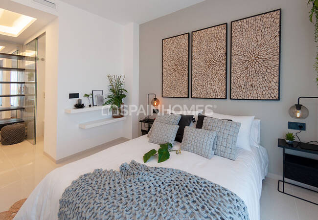 Sea View Apartments with Pool in Gated Complex in Guardamar Del Segura